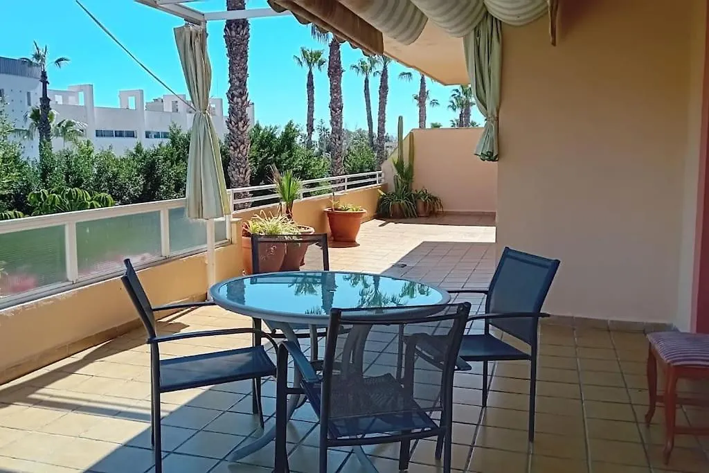 Amplio Apartamento Zona P4 Con Gran Terraza Almunecar