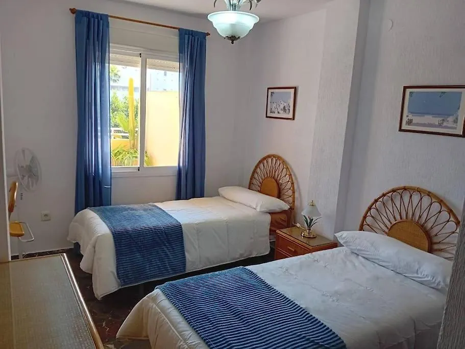 Amplio Apartamento Zona P4 Con Gran Terraza Almunecar Spain